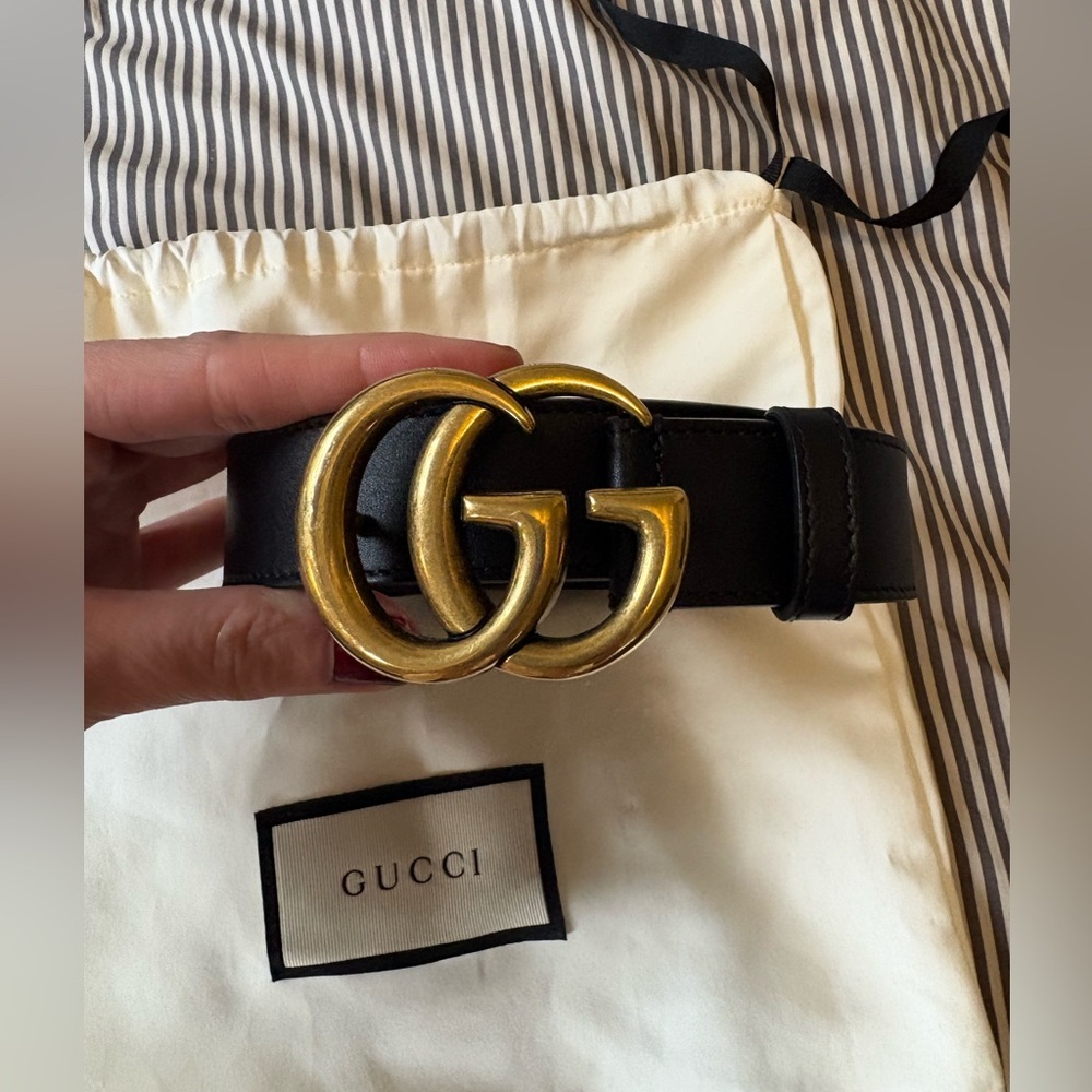 Gucci Classic Gold & Black Leather GG Logo Belt